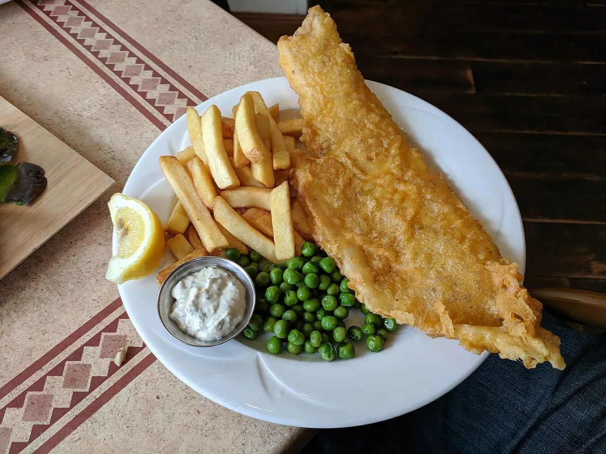 Fish & Chips food typical of MILANO’S TULLYALLEN